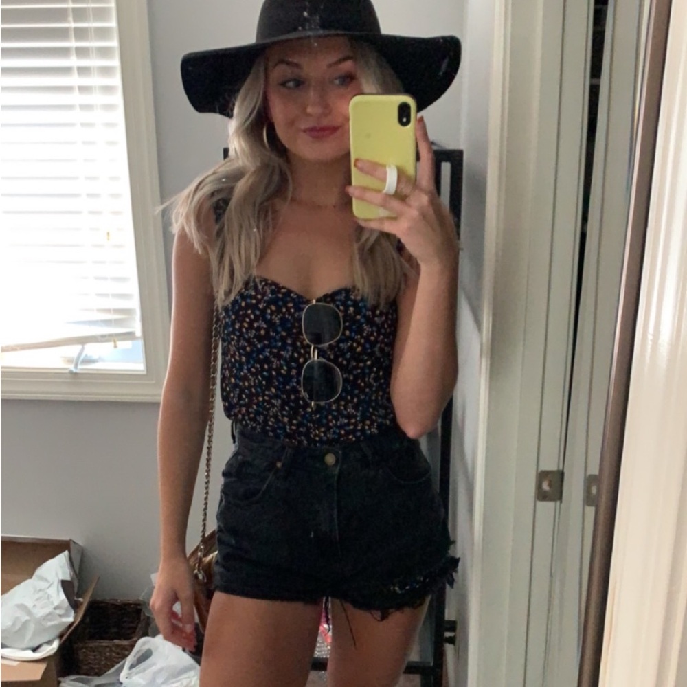 Romper - Picture 3 of 5